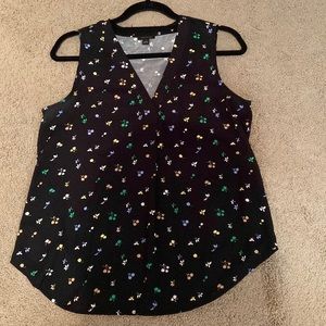 Sleeveless blouse